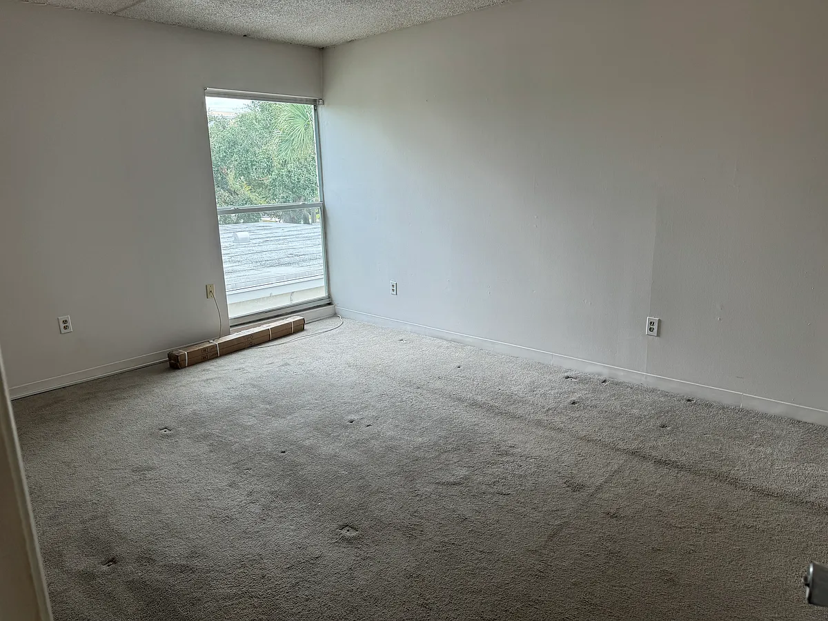 Building Photo - 3325 Bayshore Blvd #D31