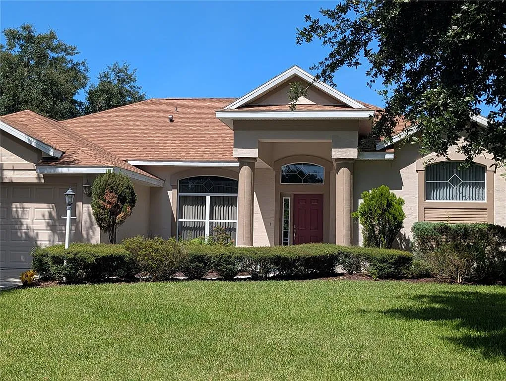 3 bed, 2.0 bath, 2111 sqft, $2,875 — Photo 1