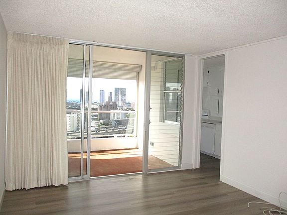 5th image of 1556 Piikoi St APT 2003