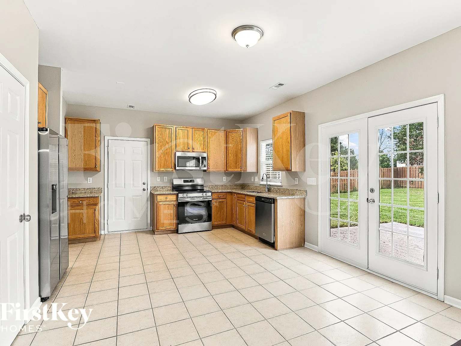 4 bed, 2.5 bath, 2264 sqft, $2,325 — Photo 4