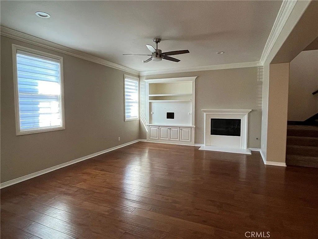 4 bed, 3.5 bath, 2429 sqft, $5,500 — Photo 2