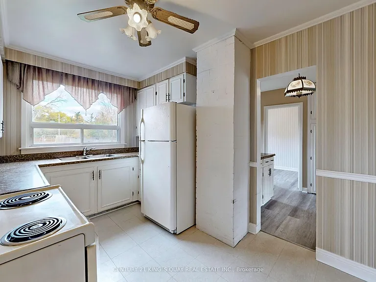 60 Northwood Dr — Photo 8