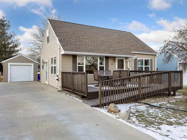 175 1st St S, Walford, IA 52351
