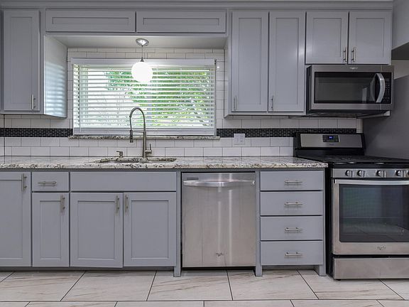 5th image of 4354 Clay Ave