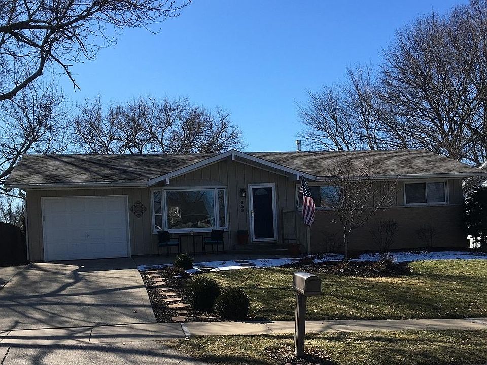 1st image of 653 Sheffield Dr