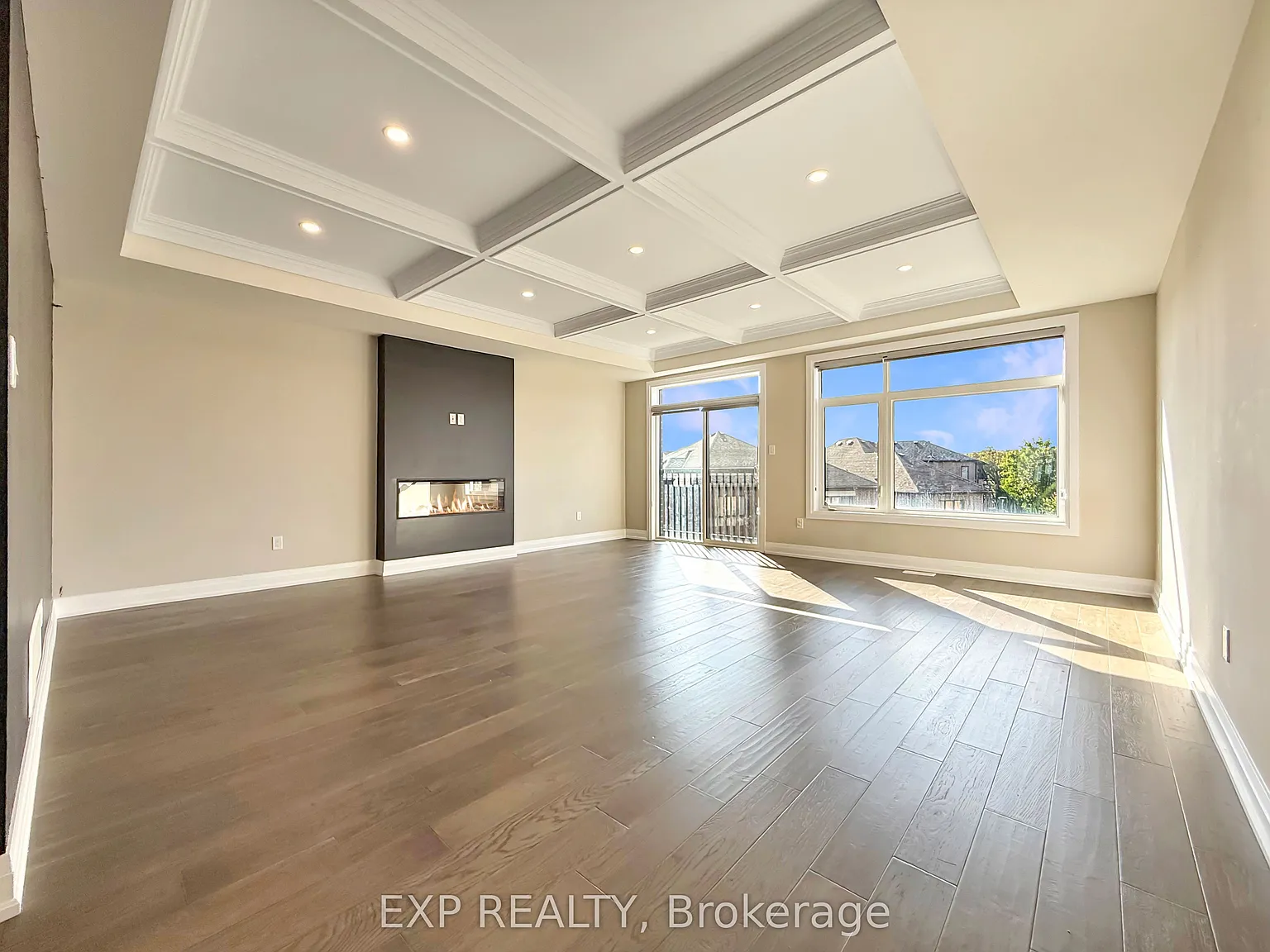 4 bed, $3,650 — Photo 1