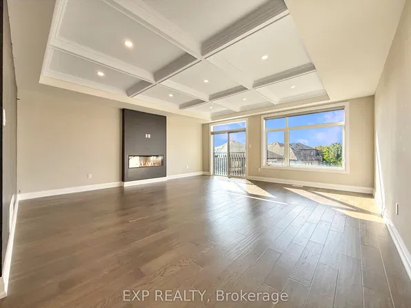 922 Isaac Phillips Way, Newmarket, ON L3X 2Y8