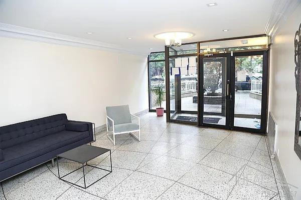 Rented by Ideal Properties Group | media 9