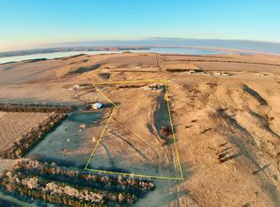 27995 200th St, Pierre, SD 57501