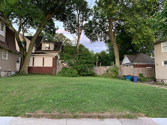 2nd image of 738 Union Ave SE