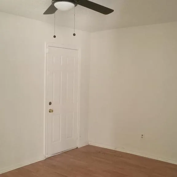 1140 Shadywood Ln — Photo 21