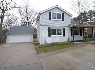 369 Union Rd, West Seneca, NY 14224