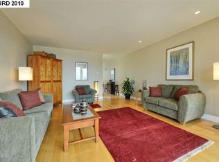 1392 Henry St, Berkeley, CA 94709