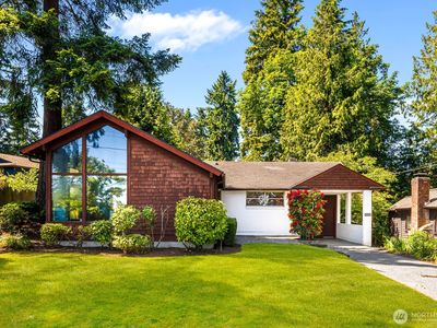 9539 Lake Shore Blvd NE, Seattle, WA, 98115
