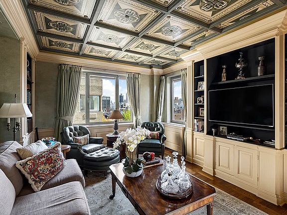 5th image of 875 5th Ave #18AC
