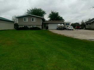 2380 N Il Rt 47, Morris, IL 60450