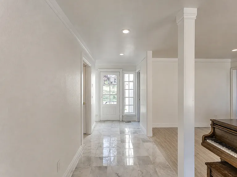 2213 Tredington Way — Photo 3