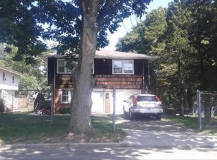 58 10th Ave, Huntington Station, NY 11746