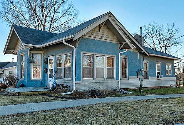 1st image of 501 S Jefferson Way