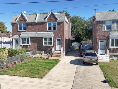 2013 Fuller St, Philadelphia, PA, 19152