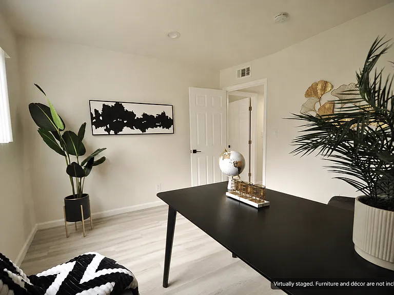 Westgate Apartments in Linda Vista — Photo 38