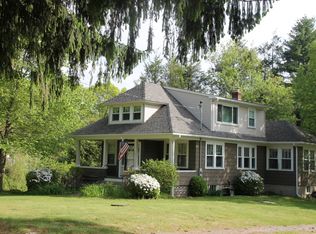 127 Bishop Hill Rd, Johnston, RI 02919