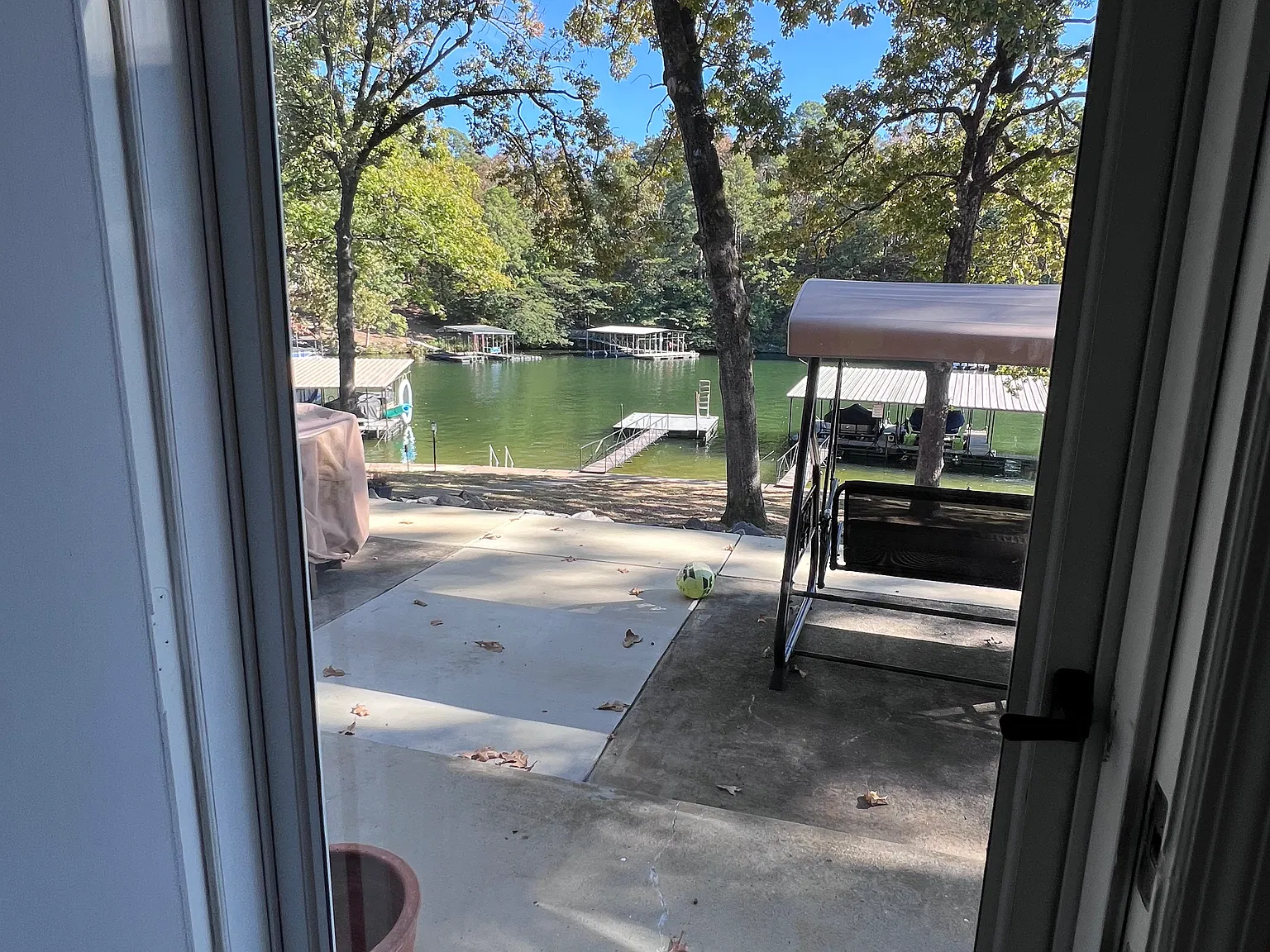 2 bed, 1.5 bath, 1200 sqft, $1,800 — Photo 1