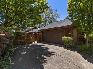 312 Village View Ct, Orinda, CA 94563