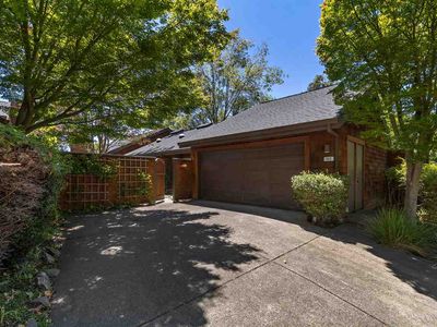 312 Village View Ct, Orinda, CA, 94563