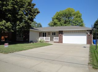 2510 E 9th St, Fremont, NE 68025