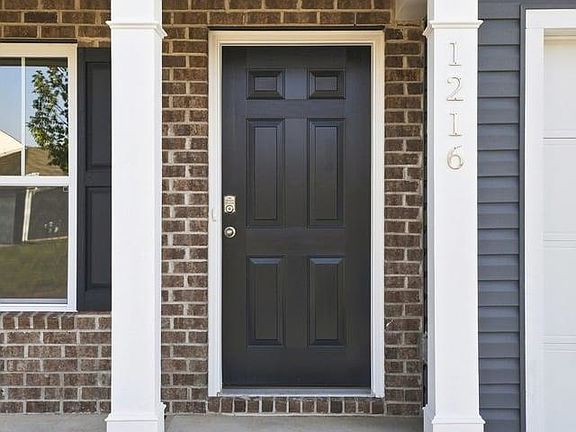 4th image of 1216 Golf Dr