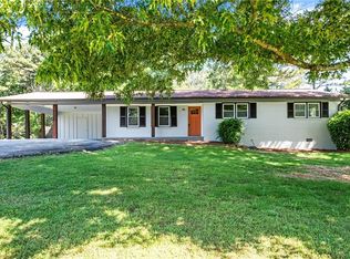 615 Tonawanda Dr, Marietta, GA 30066