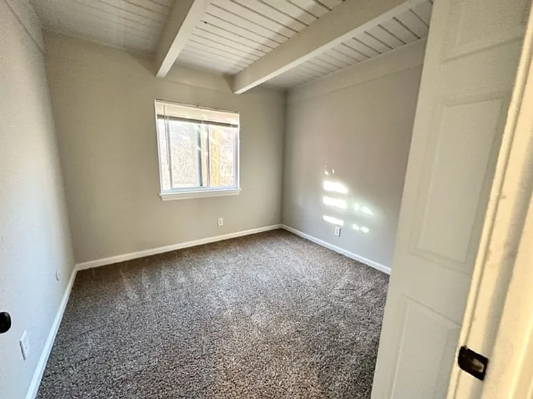 421 - 425 E Fountain Pl — Photo 14