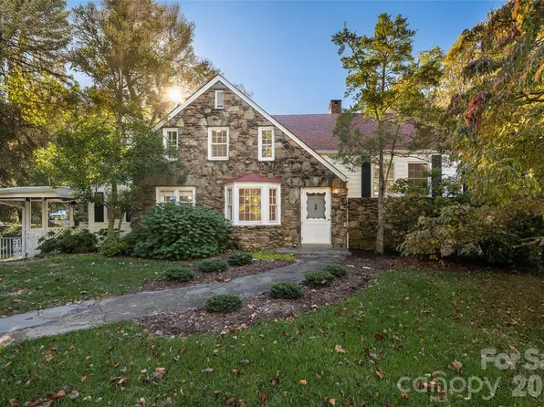 25 Blackwood Rd, Asheville, NC 28804