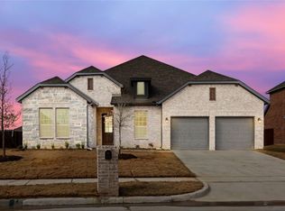 118 SE Chaco Dr SE, Forney, TX 75126