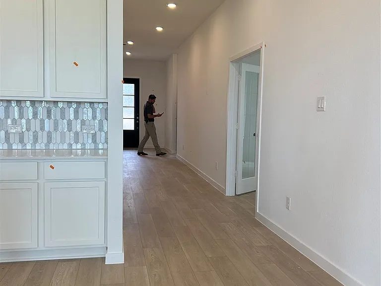 26110 Hazel Summit Dr — Photo 3