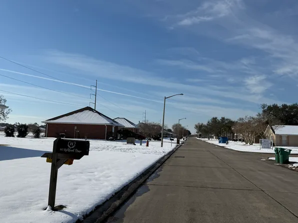 143 Richland Dr, Thibodaux, LA 70301