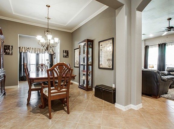 4th image of 7713 Rockledge Dr