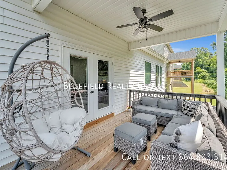 713 Rockcliff St — Photo 31