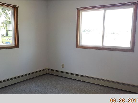 5th image of 1624-1628 W Lincoln Ave