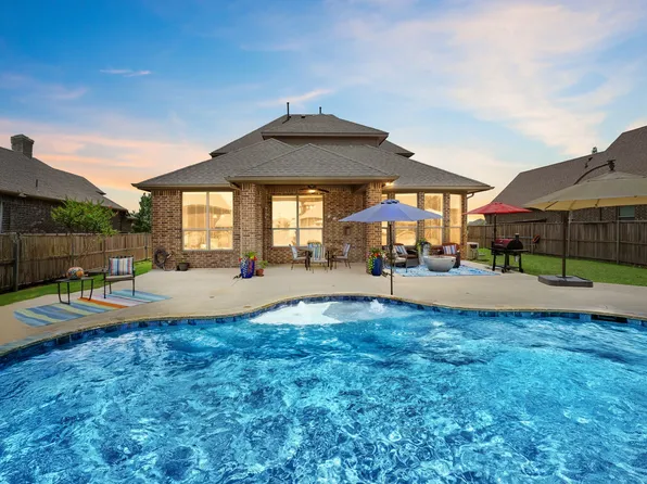 210 Pleasant Hill Ln, Fate, TX 75189