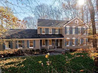 7005 Loch Edin Ct, Potomac, MD 20854