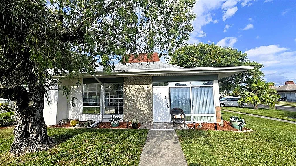 2 bed, 1.0 bath, 825 sqft, $1,400 — Photo 3