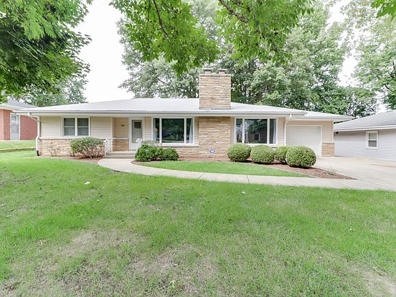 2nd image of 14 Woodruff Dr