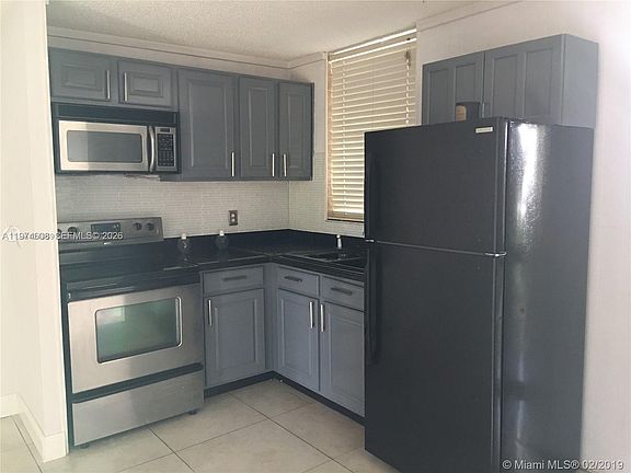 3rd image of 1801 S Treasure Dr APT 124