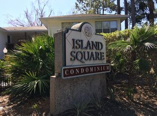 204 W Island Square Dr, Saint Simons Island, GA 31522