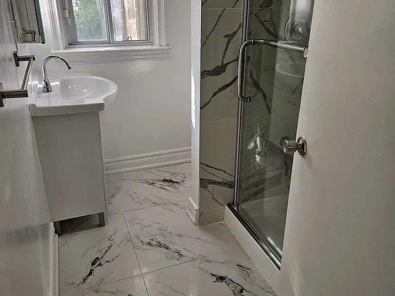 21 Highland Park Blvd — Photo 4