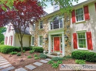 8 Ivy Ln, Chester Springs, PA 19425