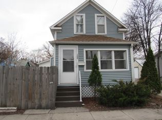 1208 10th Ave N, Fargo, ND 58102
