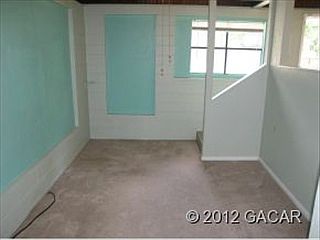 5th image of 119 NE 43rd Ter